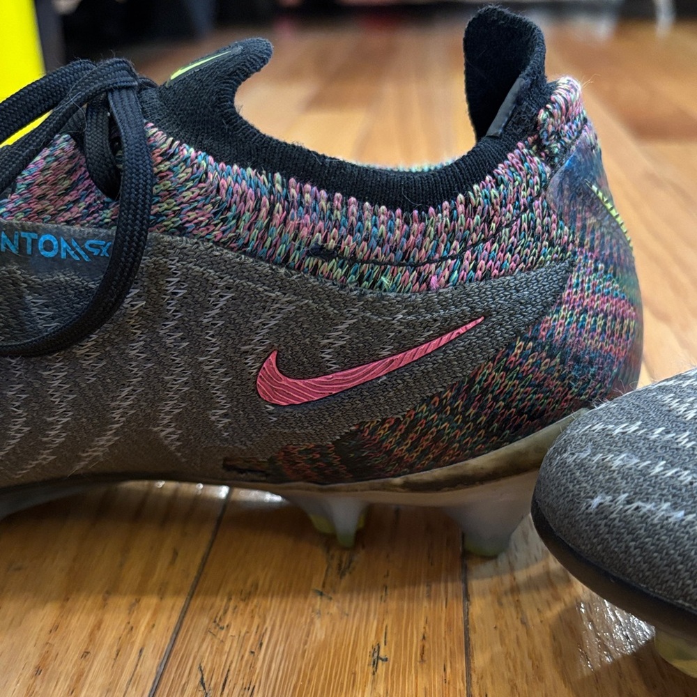 Nike Phantom GX Elite Fusion FG kids size 5.5 - Picture 11 of 12